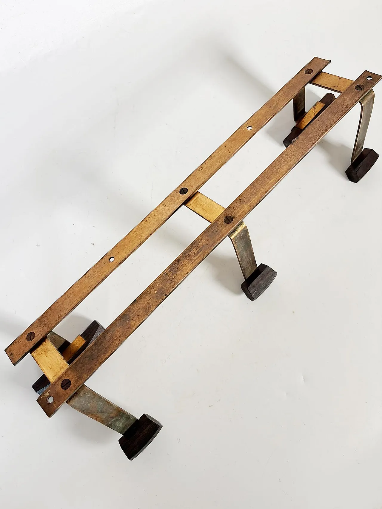 Appendiabiti in rame e legno, '800 15