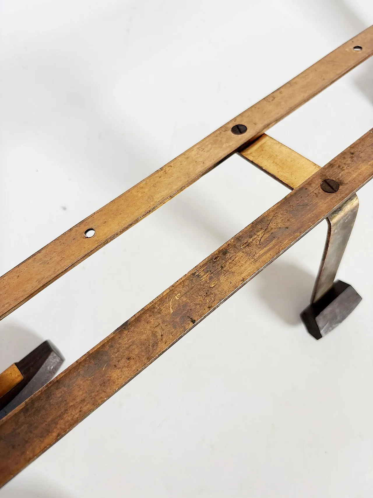 Appendiabiti in rame e legno, '800 16