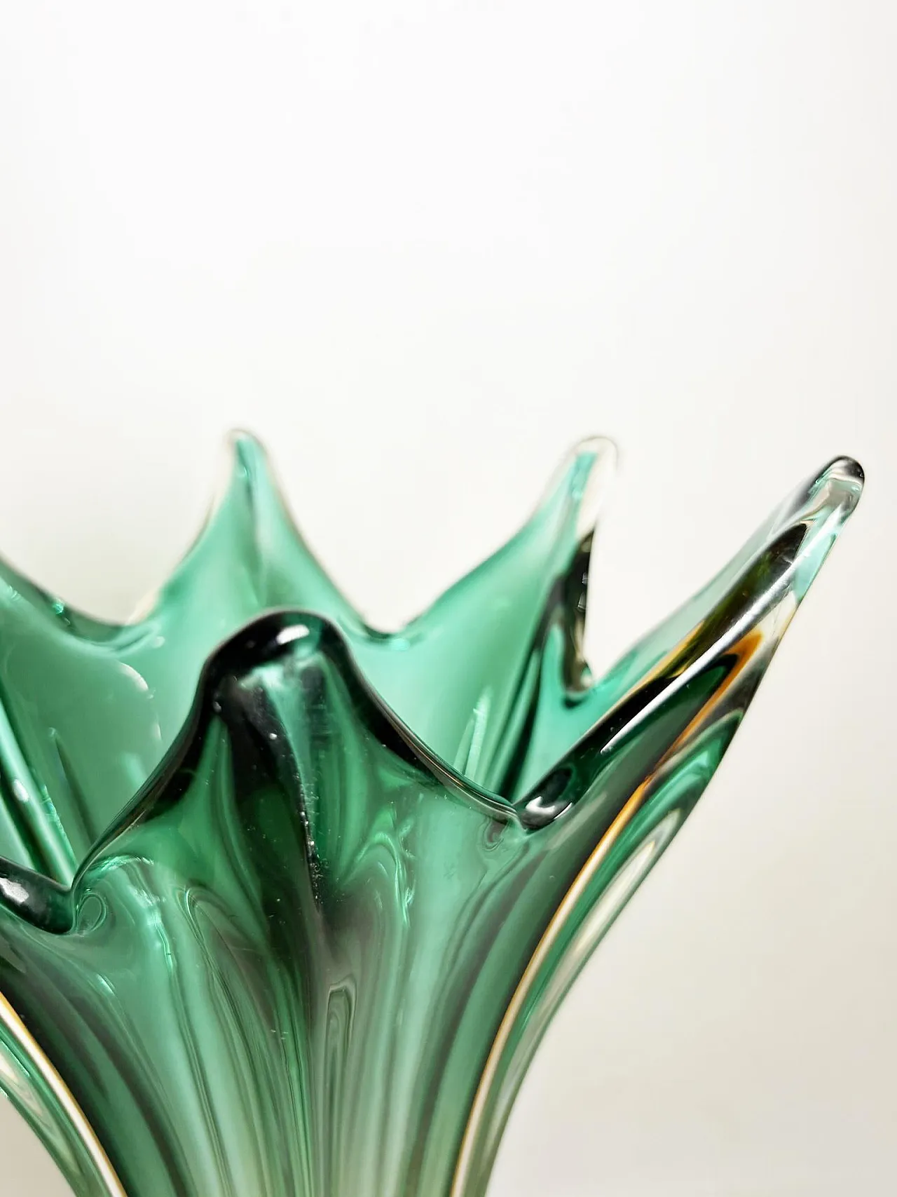 Grande vaso verde e trasparente, anni '50 5