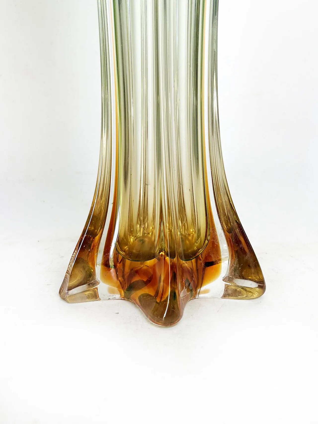 Grande vaso verde e trasparente, anni '50 8