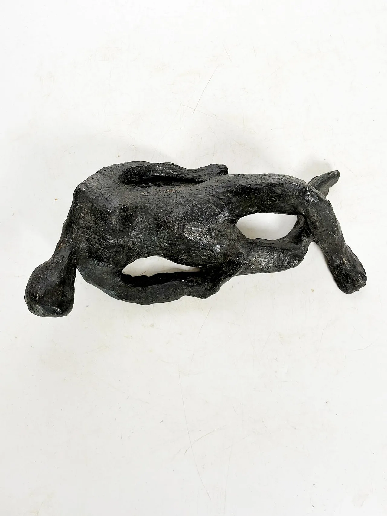 Scultura di donna reclinata in argilla Chamotte, anni '70 3