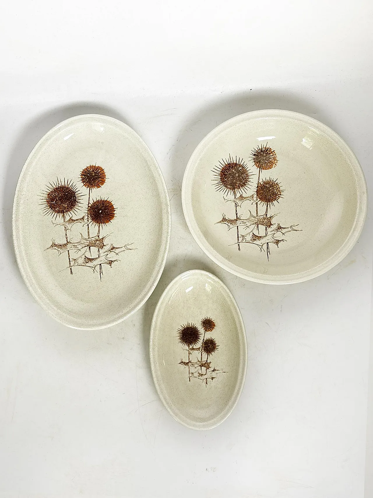 3 Piatti in ceramica di Sarreguemines con motivi di cardo, anni '70 3
