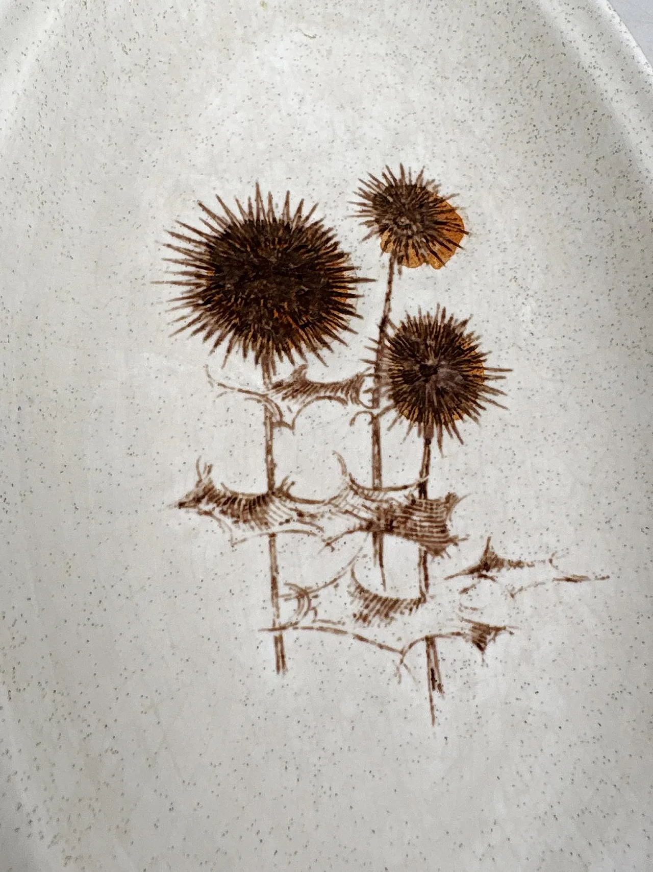 3 Piatti in ceramica di Sarreguemines con motivi di cardo, anni '70 5