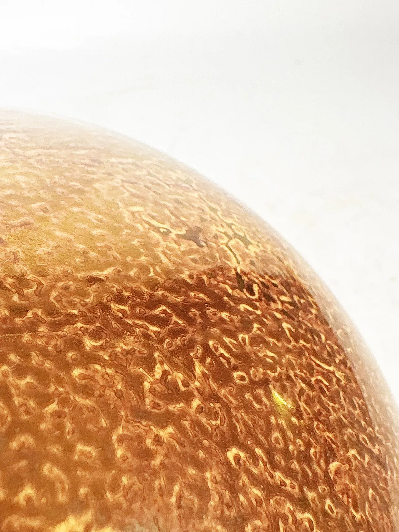 Tavolo in vetro dipinto marrone con effetto paglia d'oro, anni '70 3