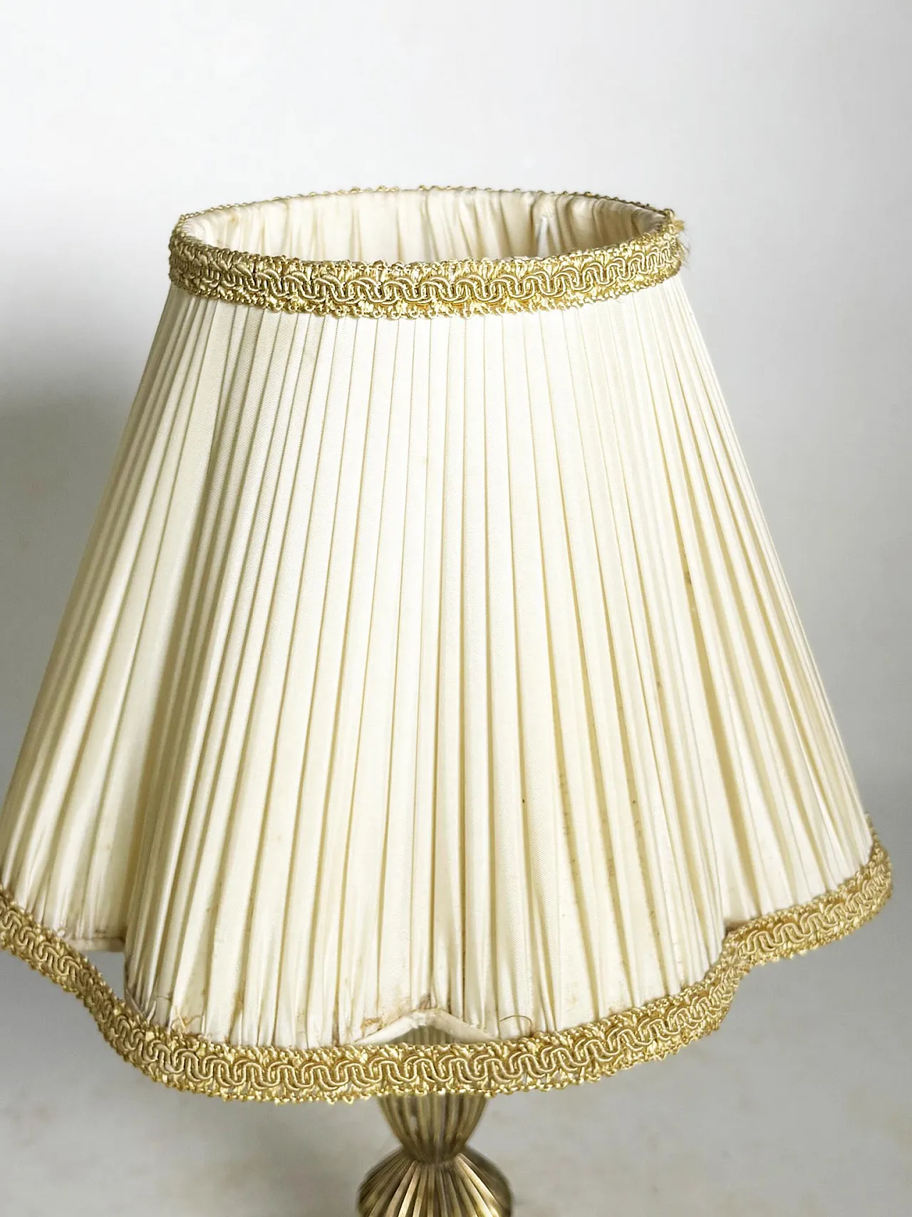 Lampada da tavolo in ottone con paralume Art Nouveau, anni '20 4