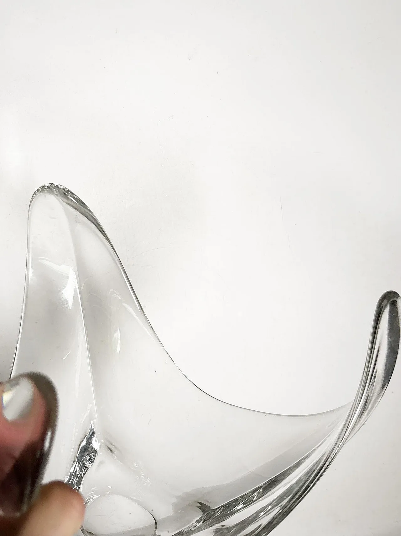 Crystal Vide poche in the shape of a flower, 1970s 7