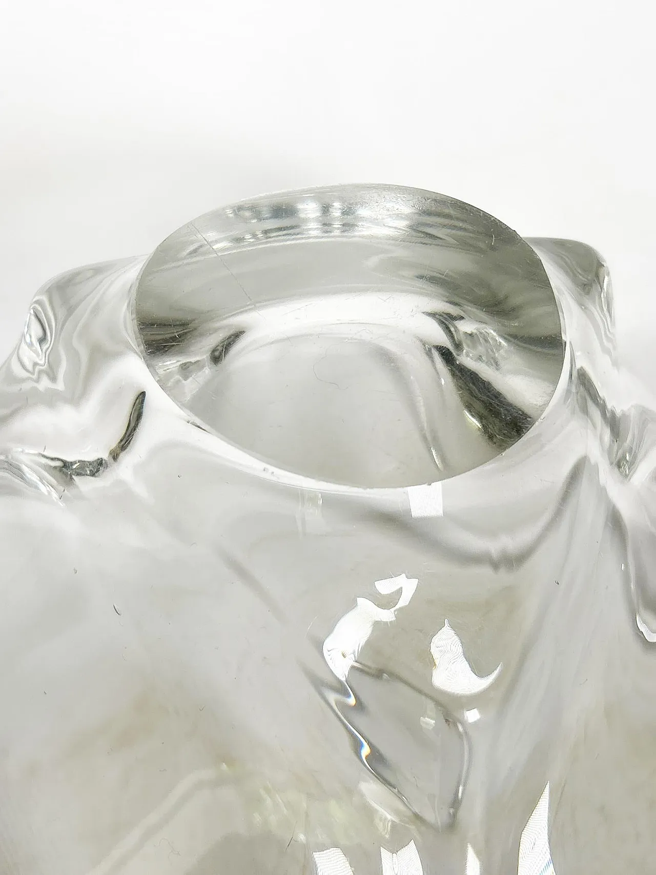 Crystal Vide poche in the shape of a flower, 1970s 9
