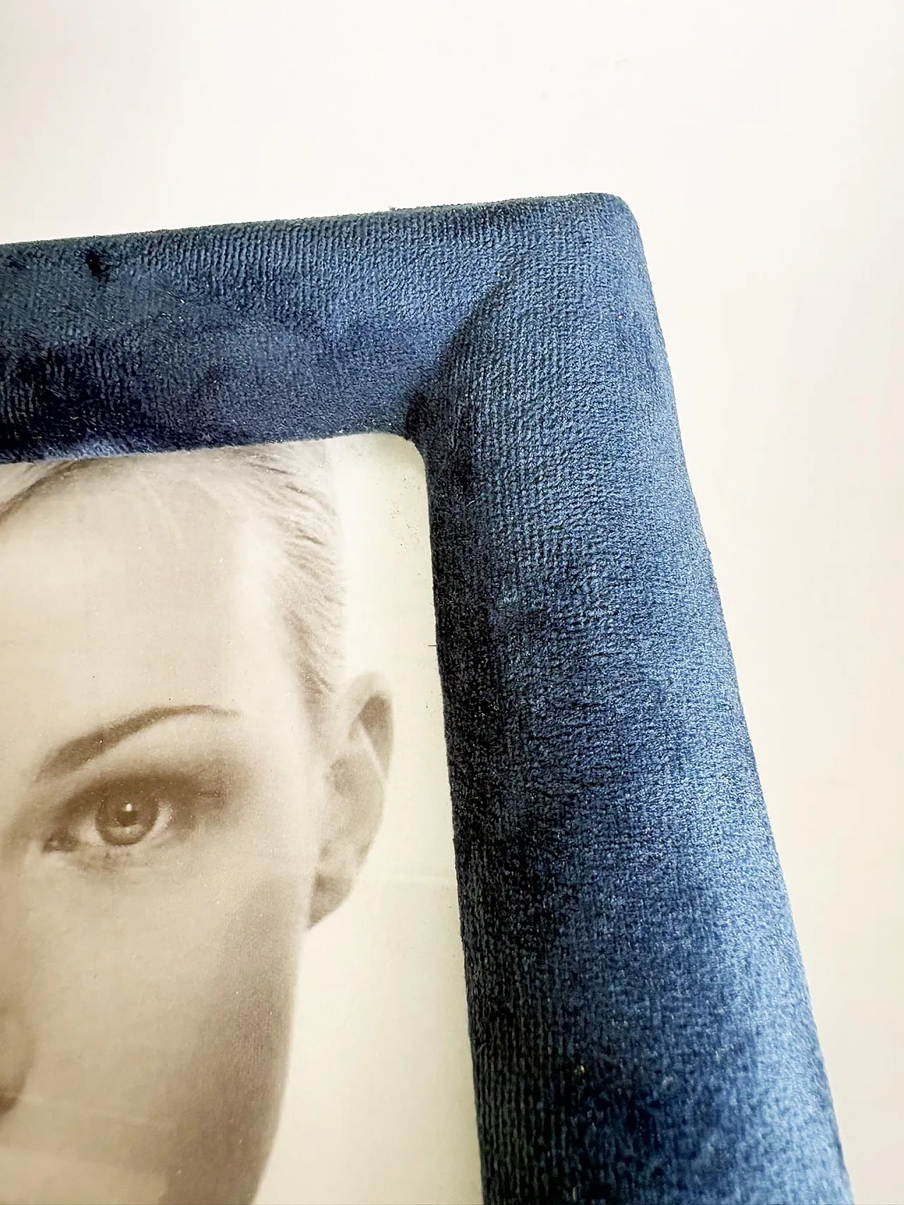 Pair of blue velvet and glass frames, 1990s 5