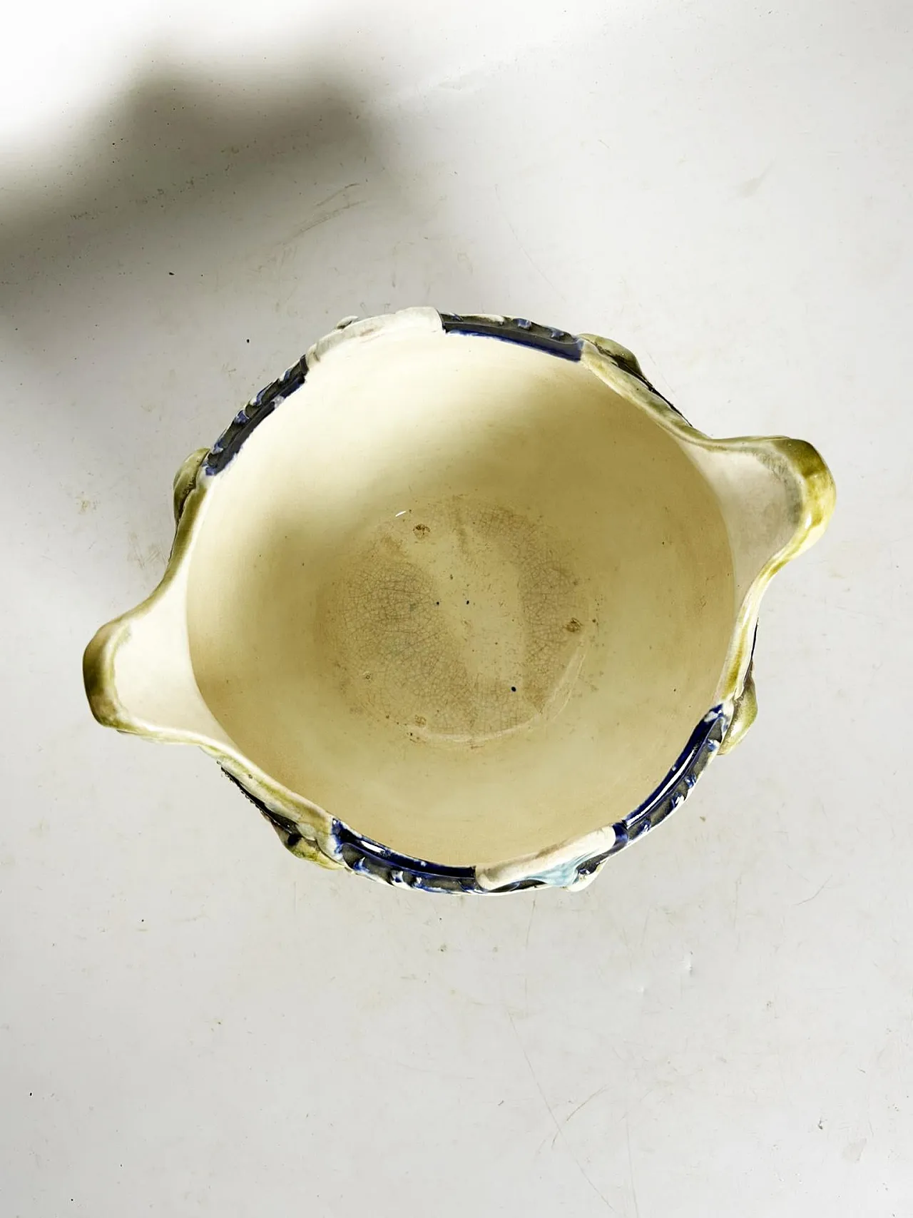 Majolica ceramic planter, 19th century 5