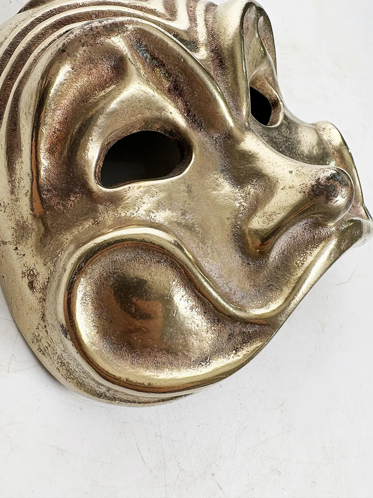 Maschera in ottone, scultura, anni '60 6