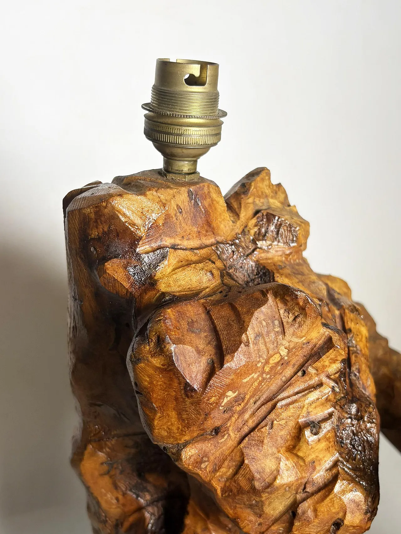 Grande lampada da tavolo in legno, anni '60 4