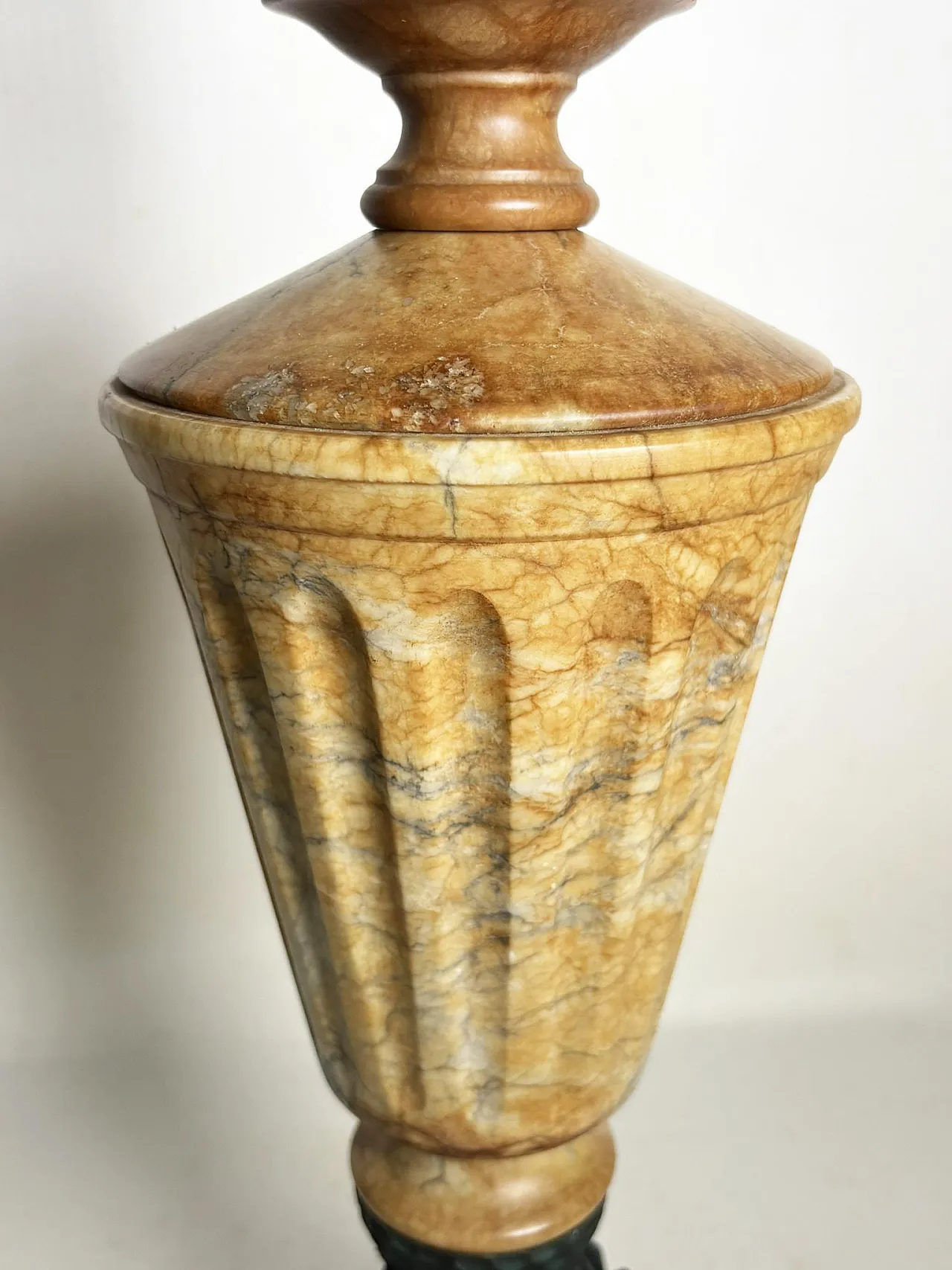 Lampada da tavolo in onice e resina, anni '80 5