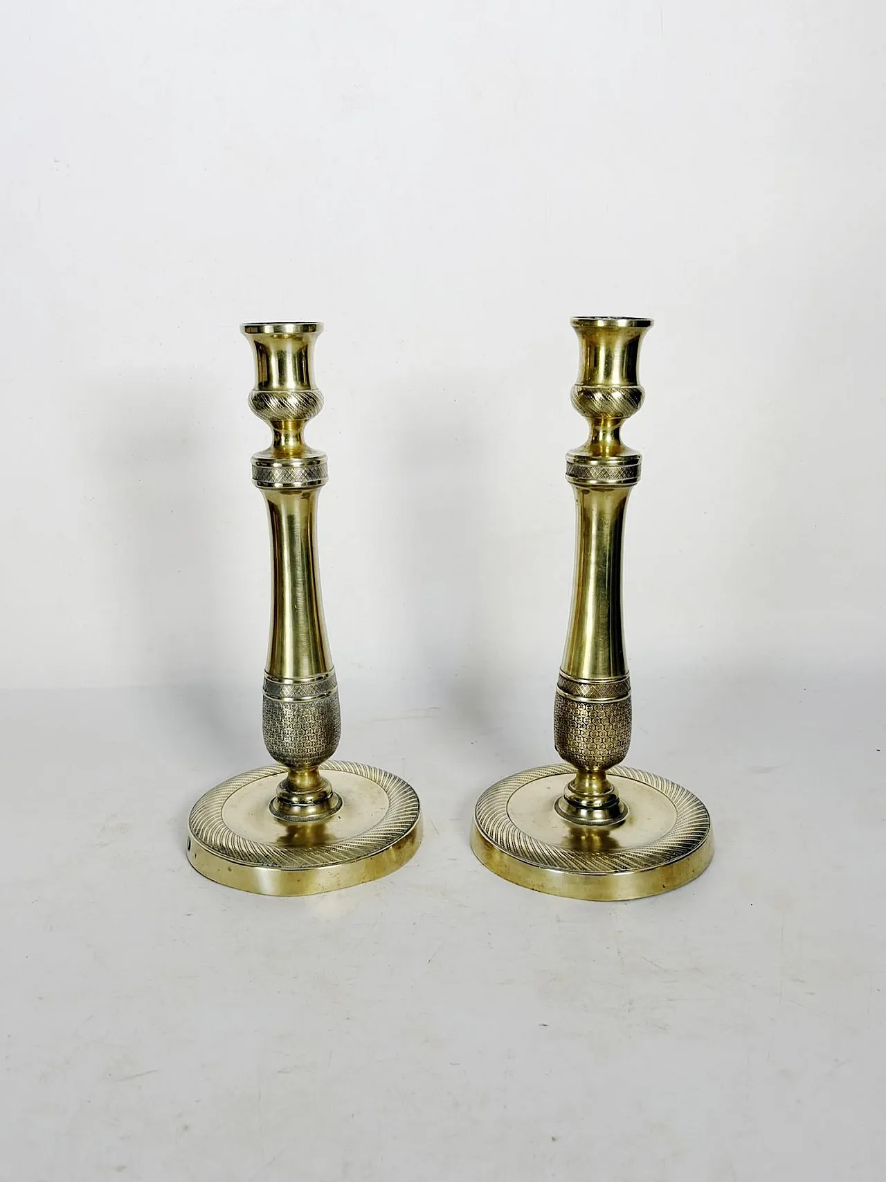 Coppia di candelieri in ottone, '800 2