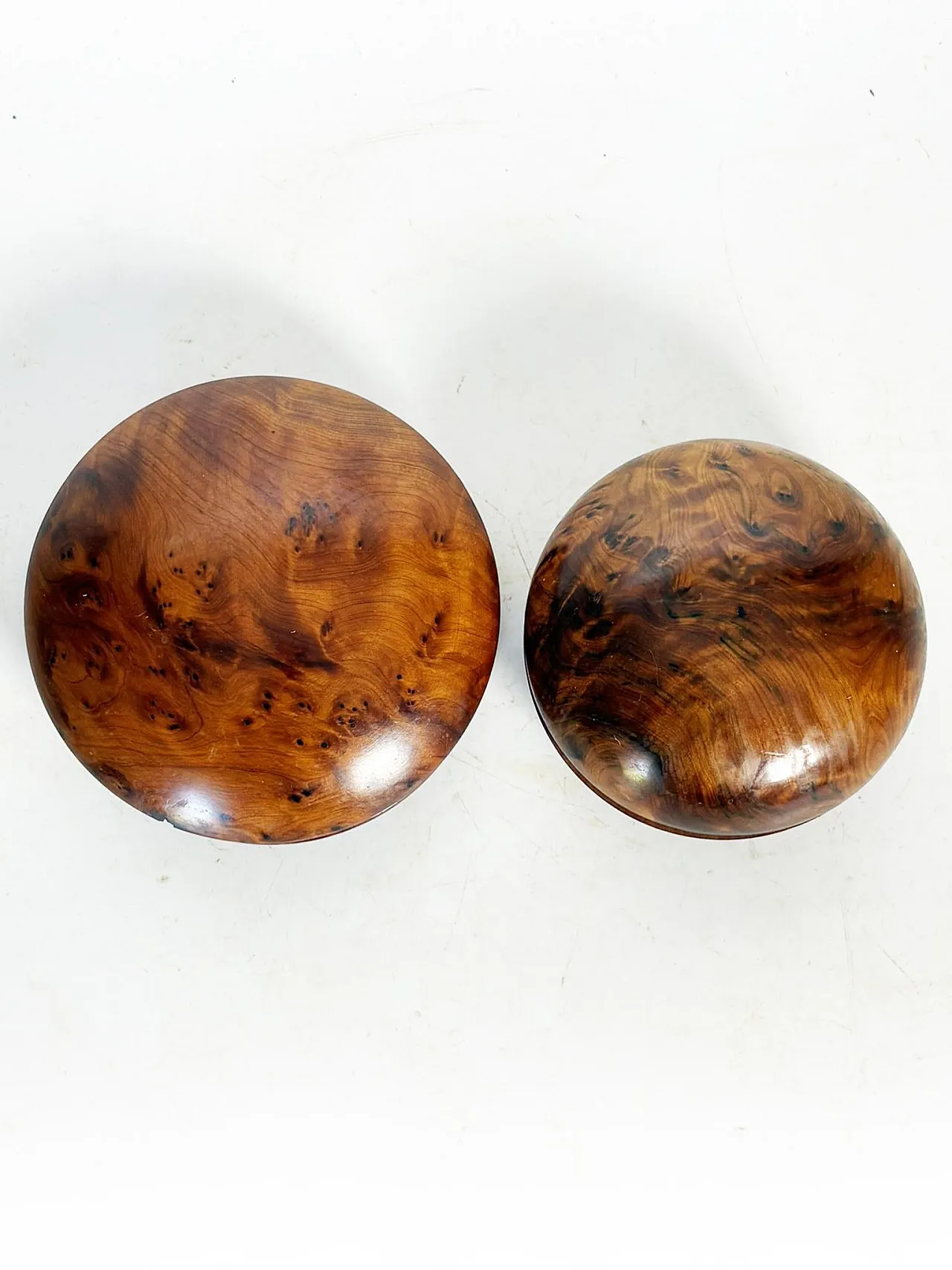 Coppia di scatole di legno rotonde, anni '70 3