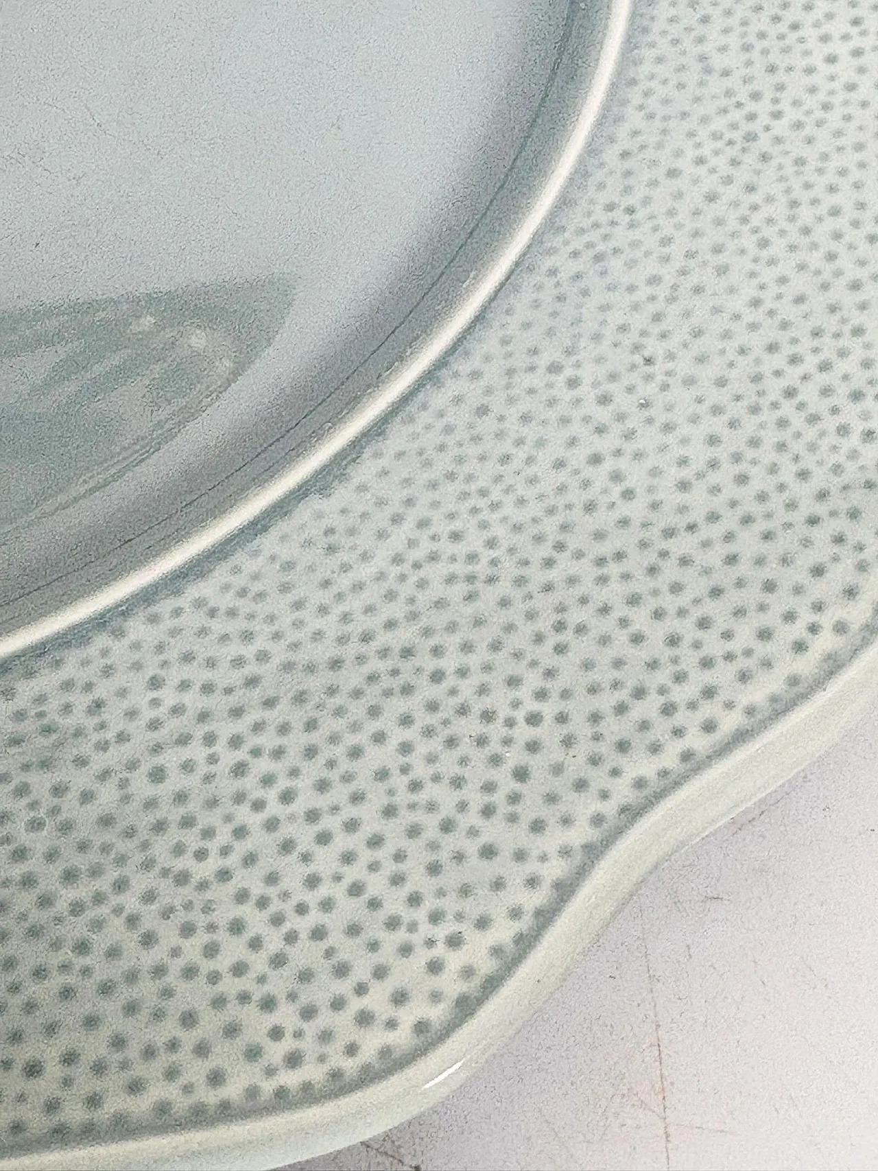 Piatto in ceramica blu, anni '70 7