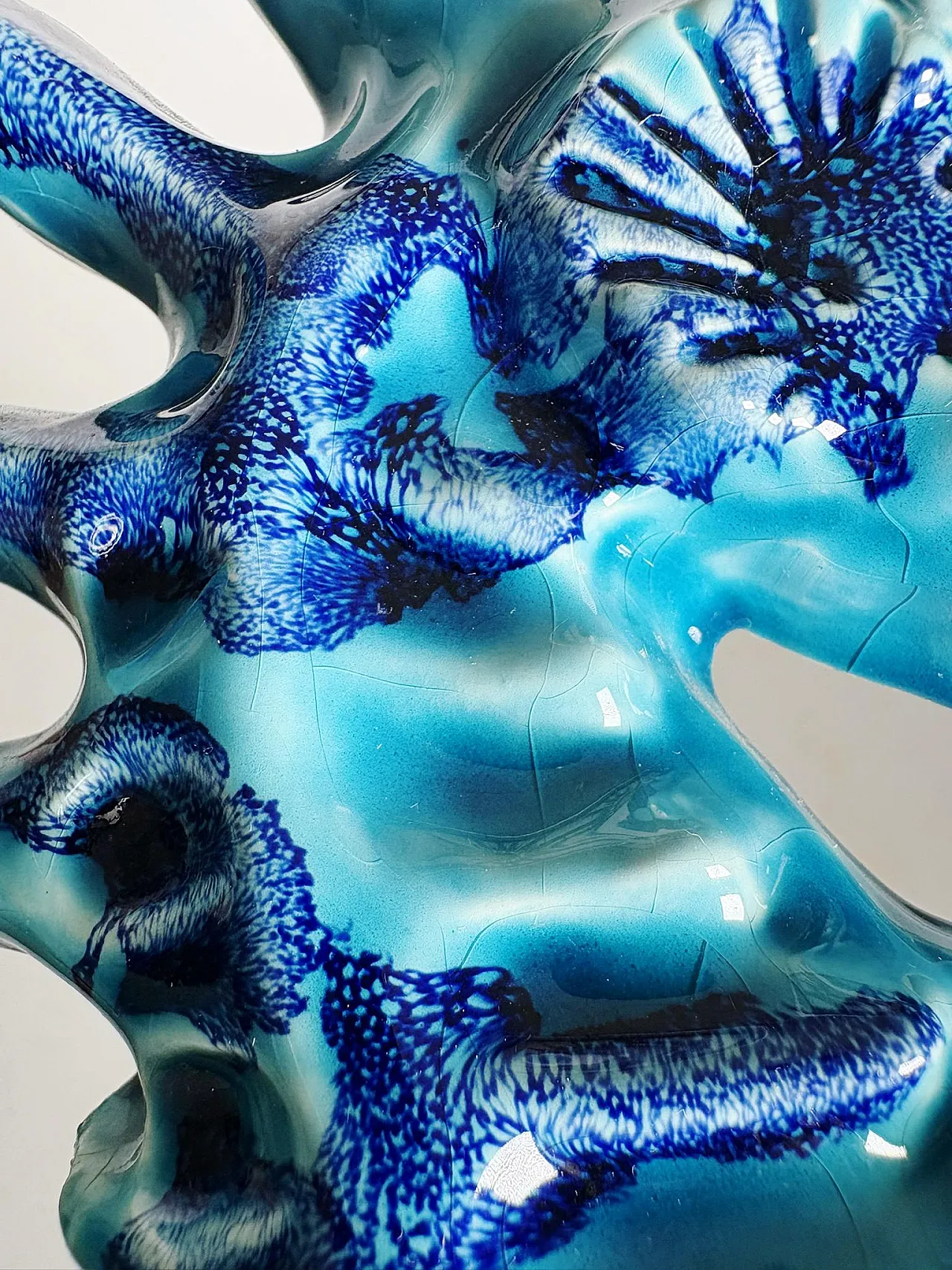 Decorazione da parete blu in ceramica smaltata, anni '70 12