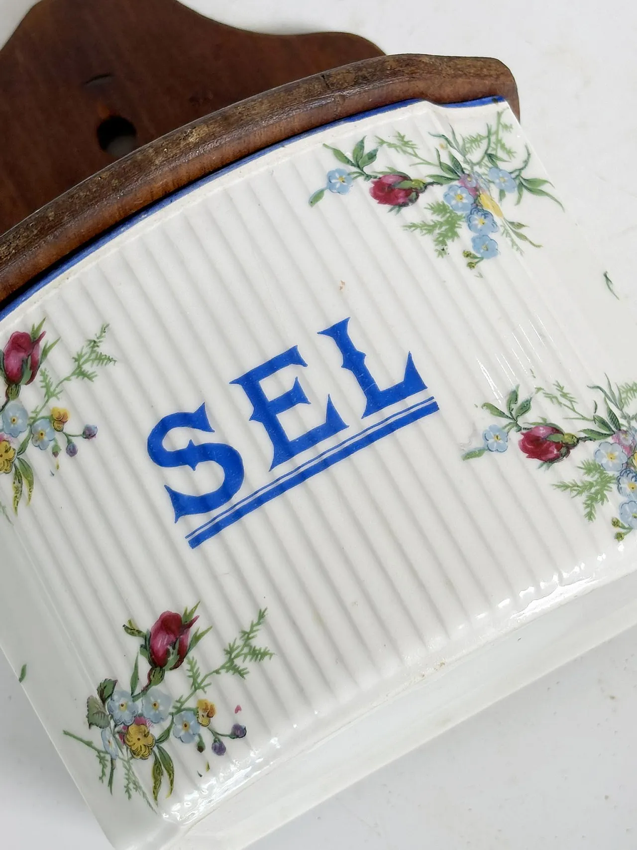 Scatola di sale in ceramica e legno, anni '70 7