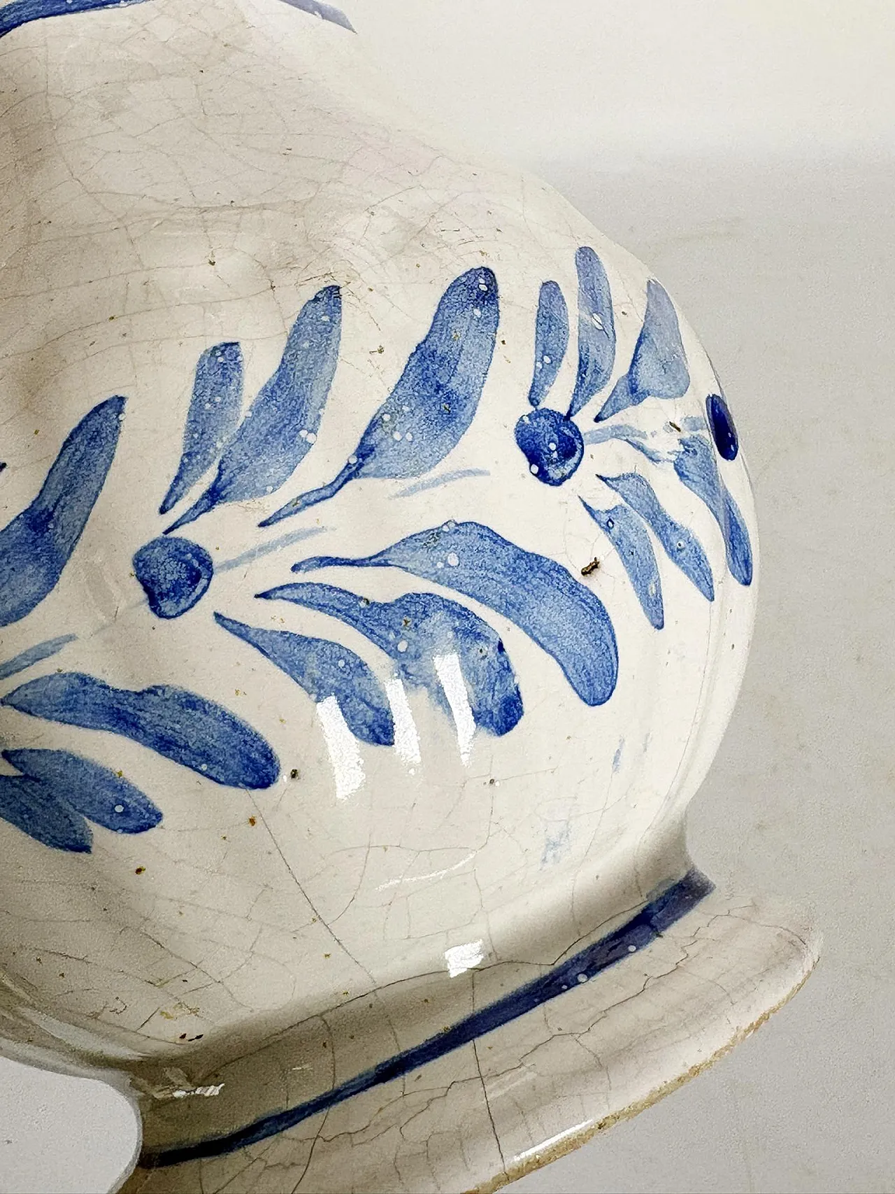 Brocca in ceramica blu e bianca, dipinta a mano, '800 9