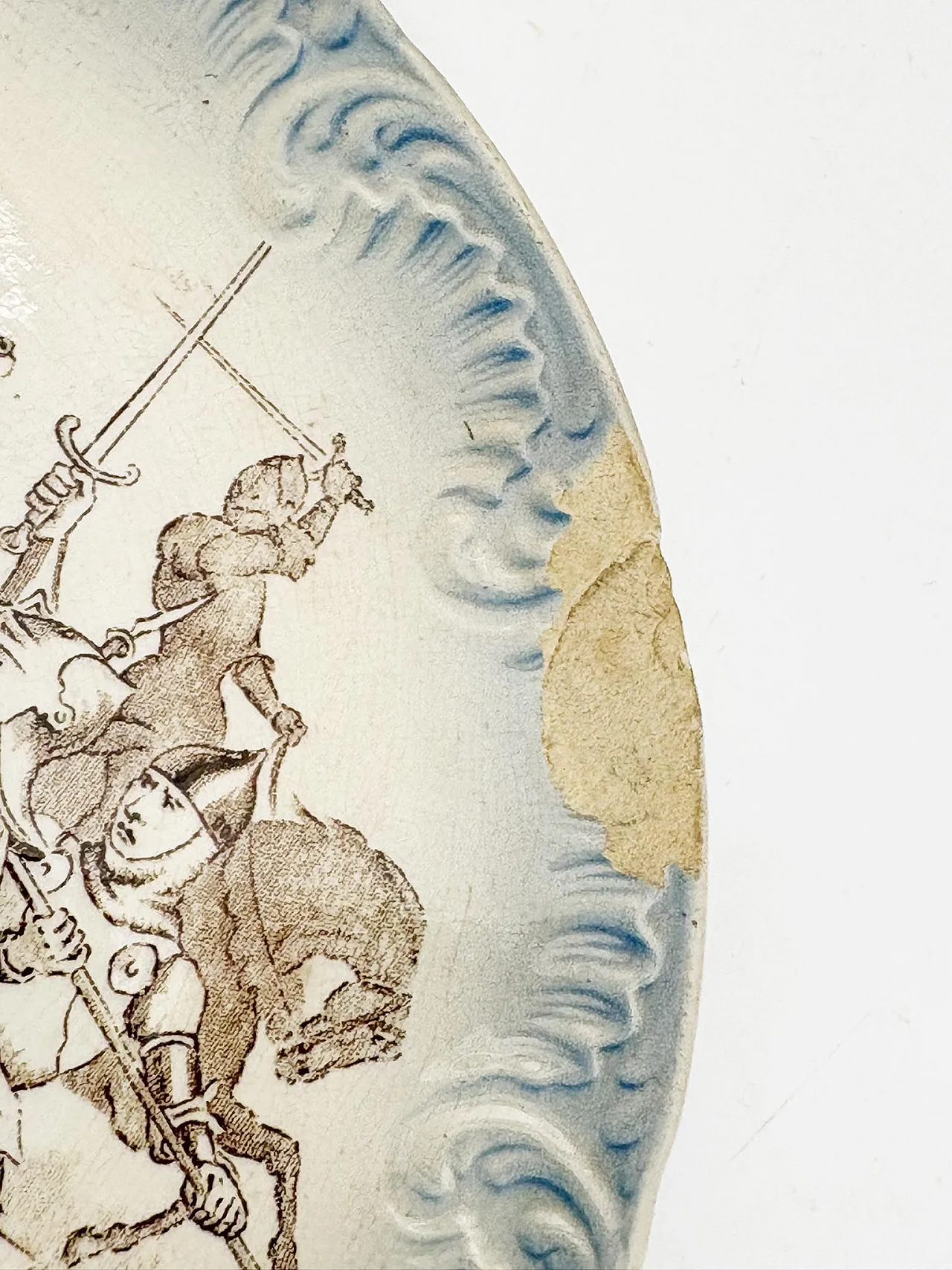 4 Piatti con varie illustrazioni come Jean d'Arc, ann '50 10