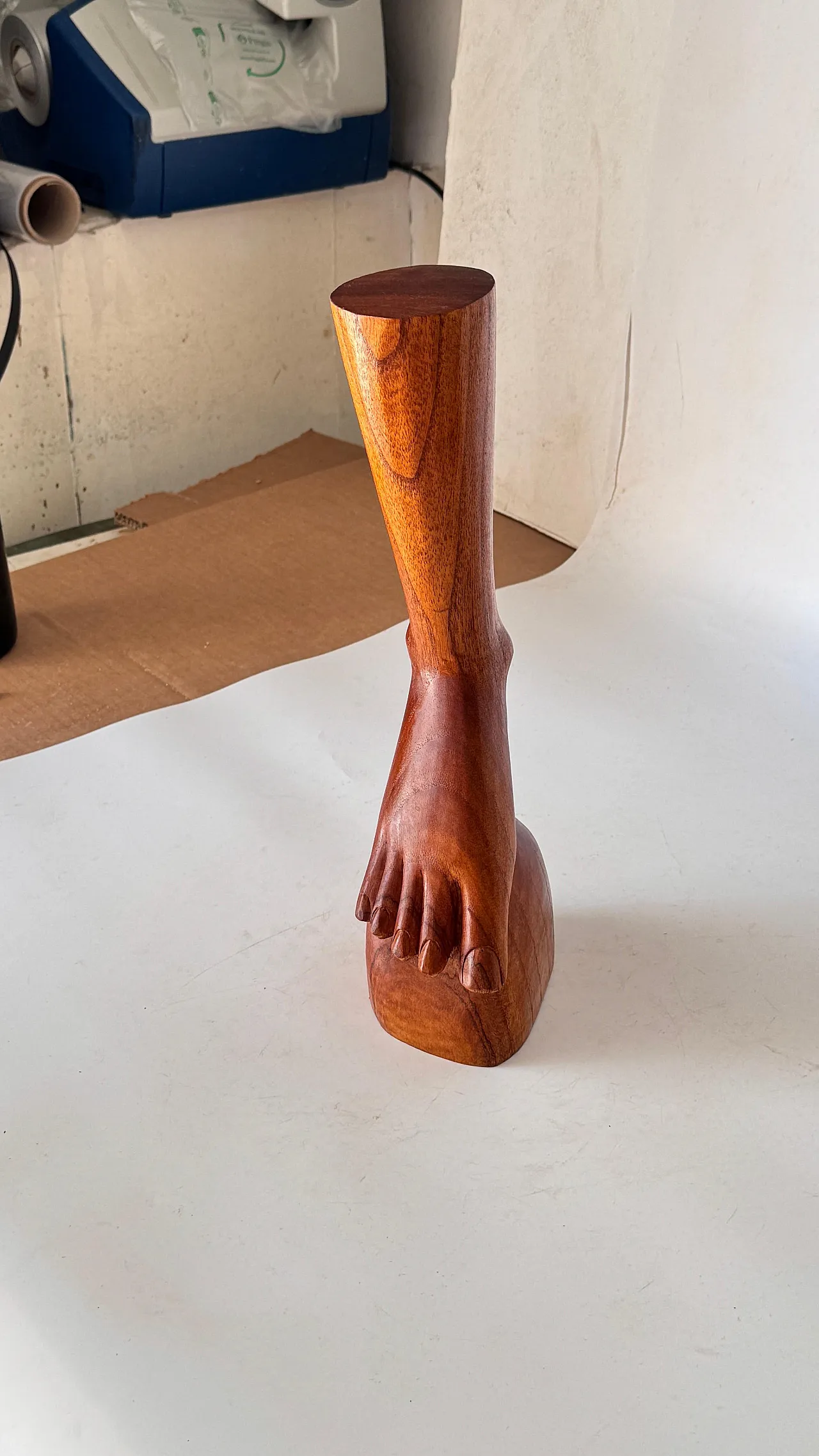Sculptural Foot & Ankle jewelry display in patinated wood, 1960s 9