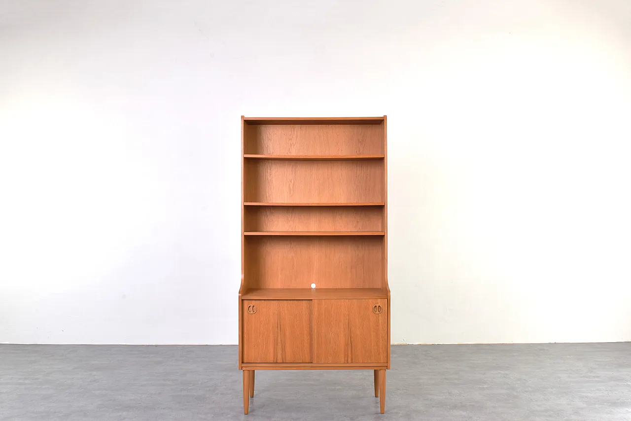 Mid-Century Danish Oak Bookcase, 1960s. 1