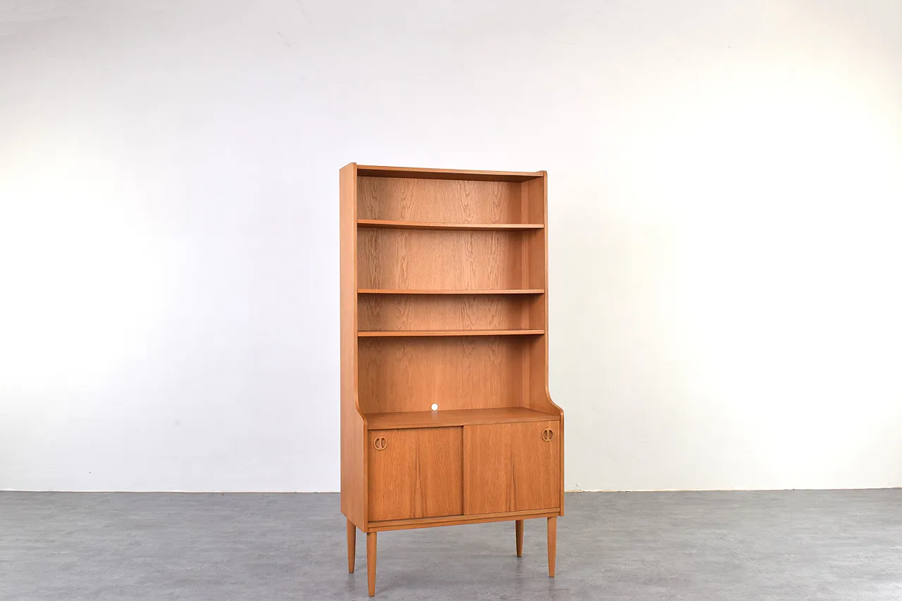 Mid-Century Danish Oak Bookcase, 1960s. 3
