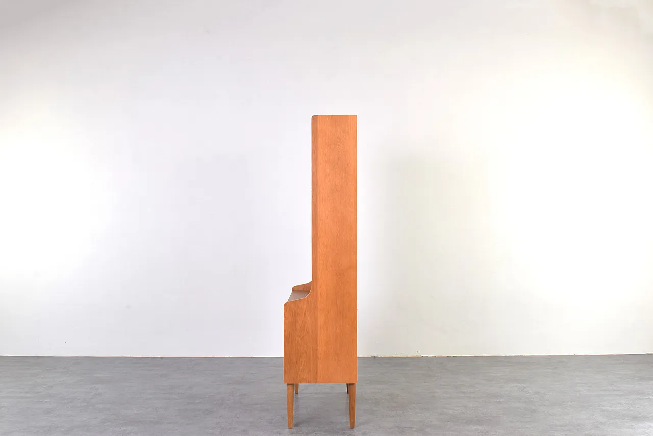 Mid-Century Danish Oak Bookcase, 1960s. 6