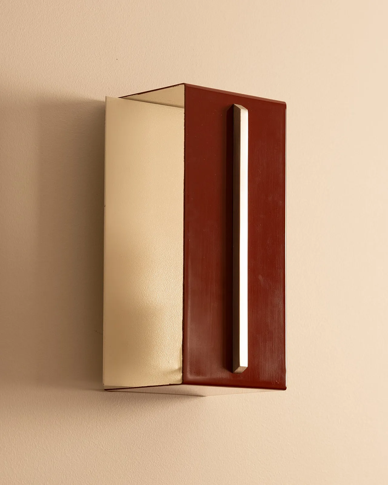 Pair of wall sconces, 1950s 6