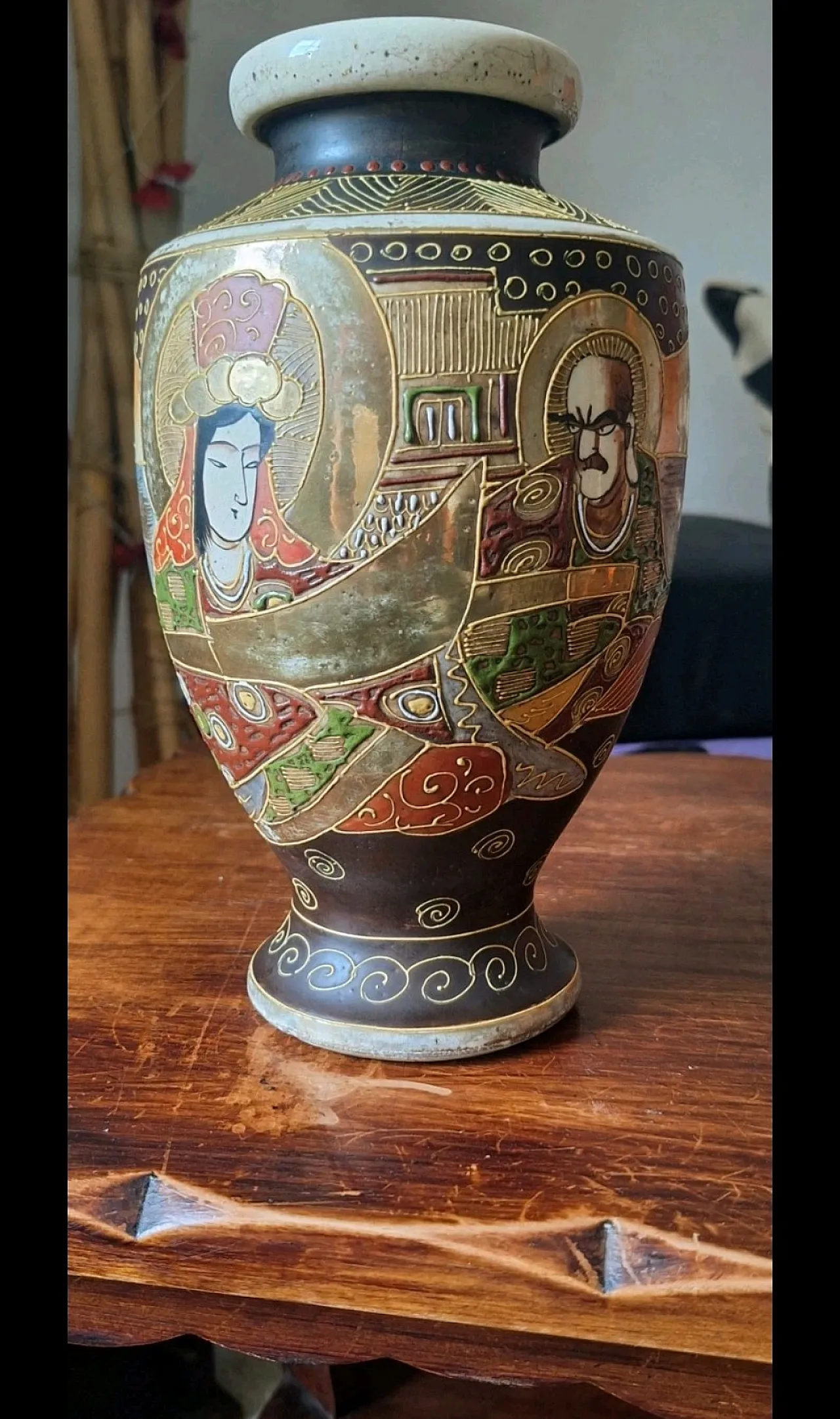 Antico Vaso Giapponese Satsuma con Personaggi, '900 1