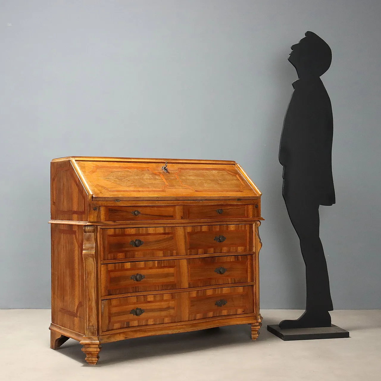 Walnut style drop-leaf cabinet with cherry trim, early 20th century 2