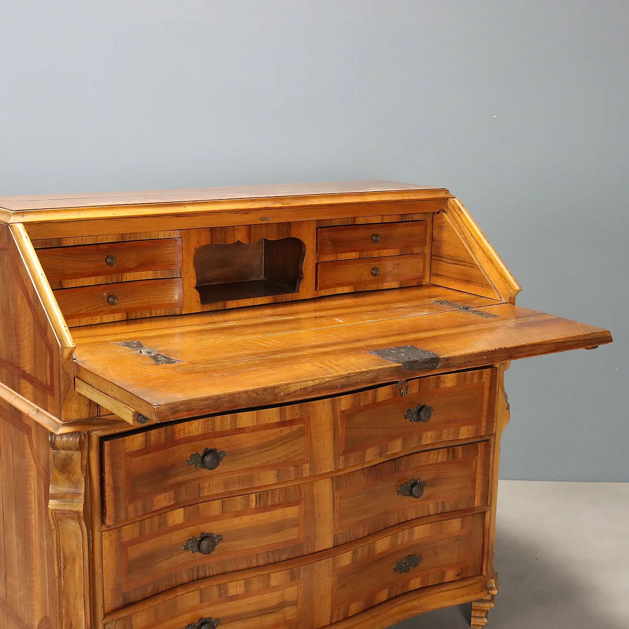 Walnut style drop-leaf cabinet with cherry trim, early 20th century 3