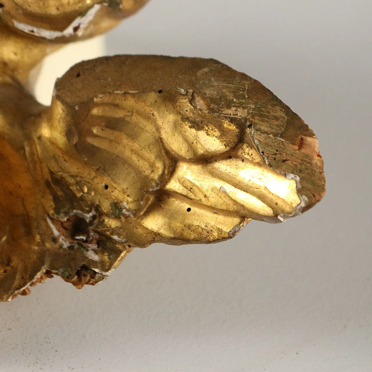 Pair of golden cupids, 19th century 8