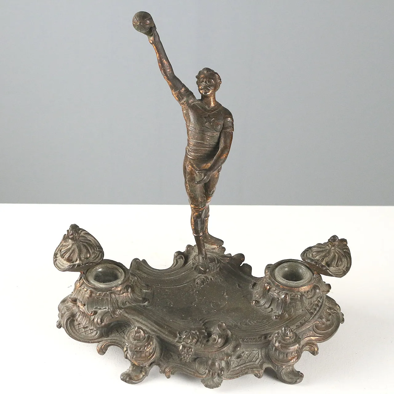 Inkwell in bronze patinated metal, 20th century 4
