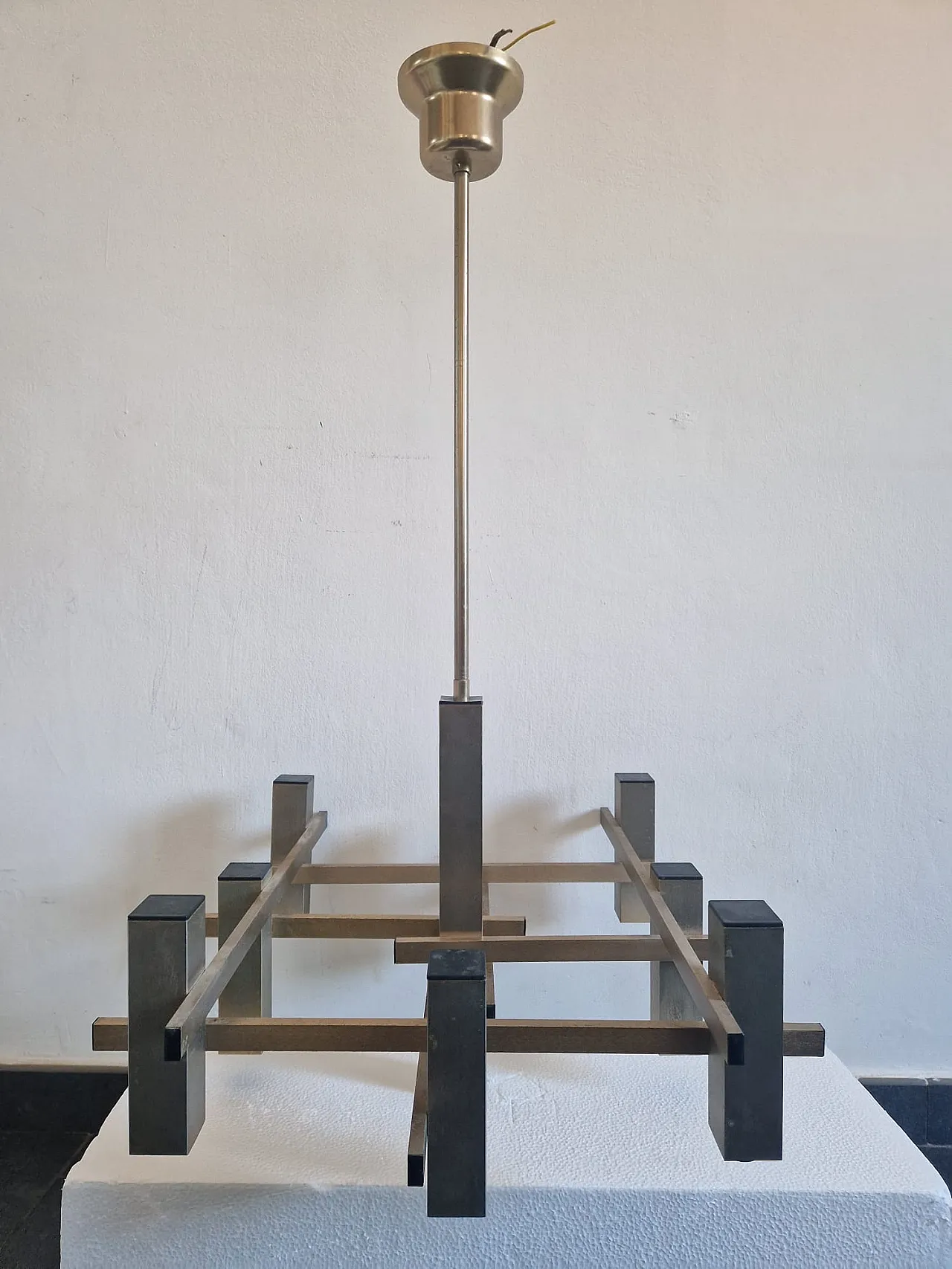 Lampadario in stile Gaetano Sciolari, anni '70 10