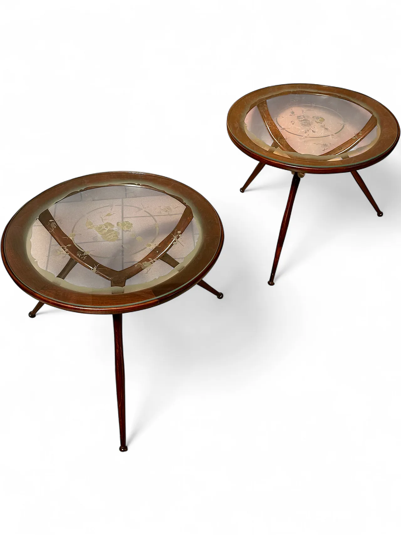 Pair of round "Spider" coffee tables, etched glass top, Italy, 1950s 11