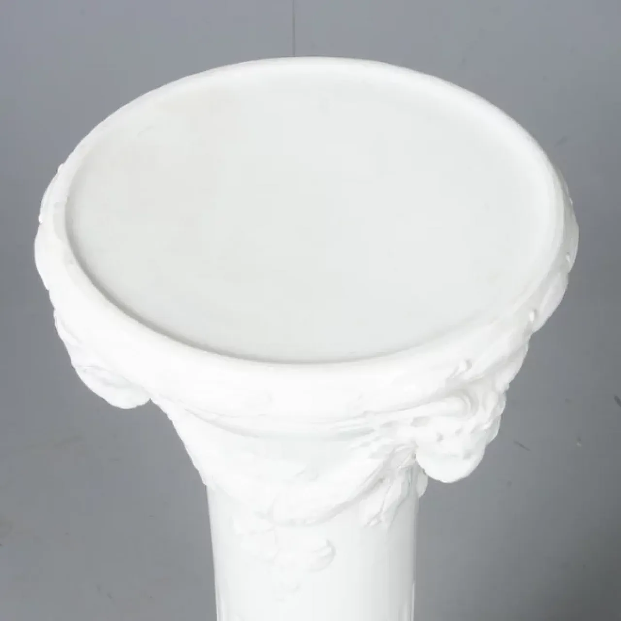 Porcelain pedestal column by Rörstrand, late 19th century 3
