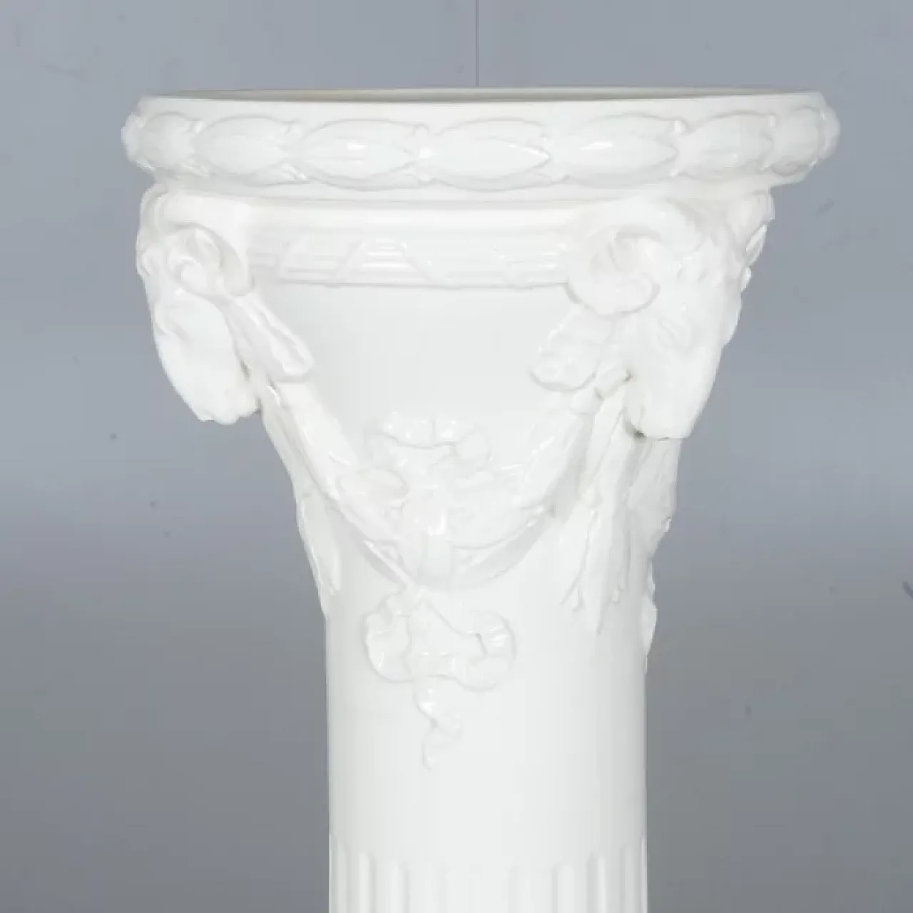 Porcelain pedestal column by Rörstrand, late 19th century 4