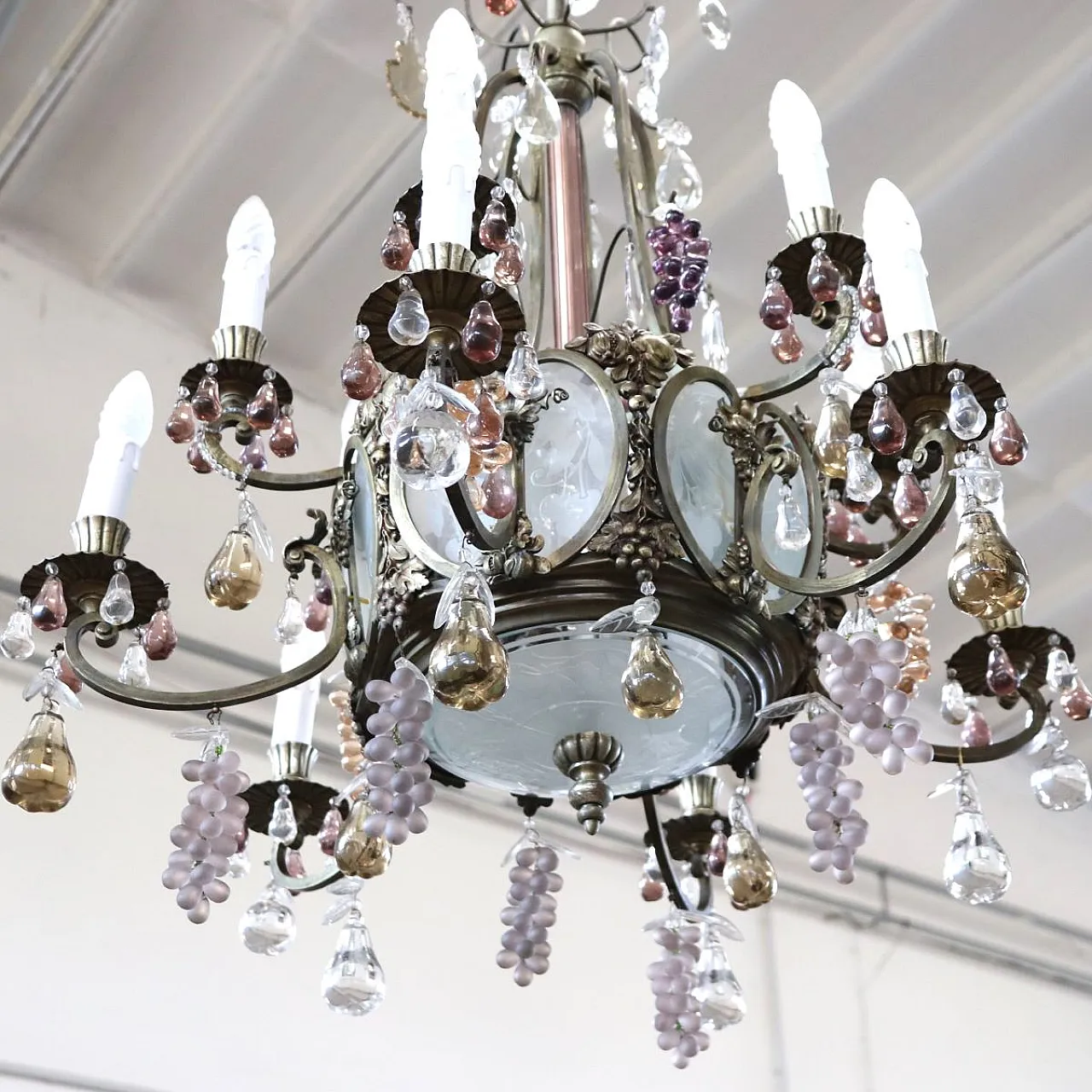 Bronze chandelier with fruit pendants, 19 lights, early 1900s 19