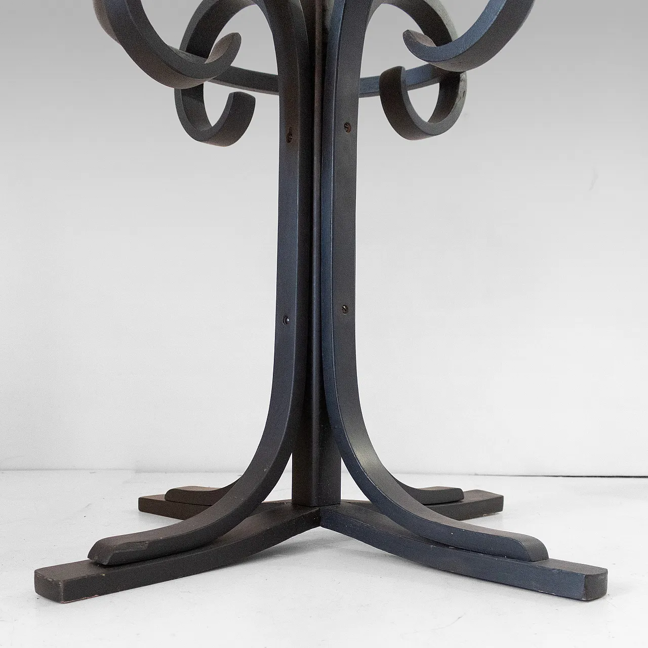 Coat stand in the style of Thonert , early 20th century 9