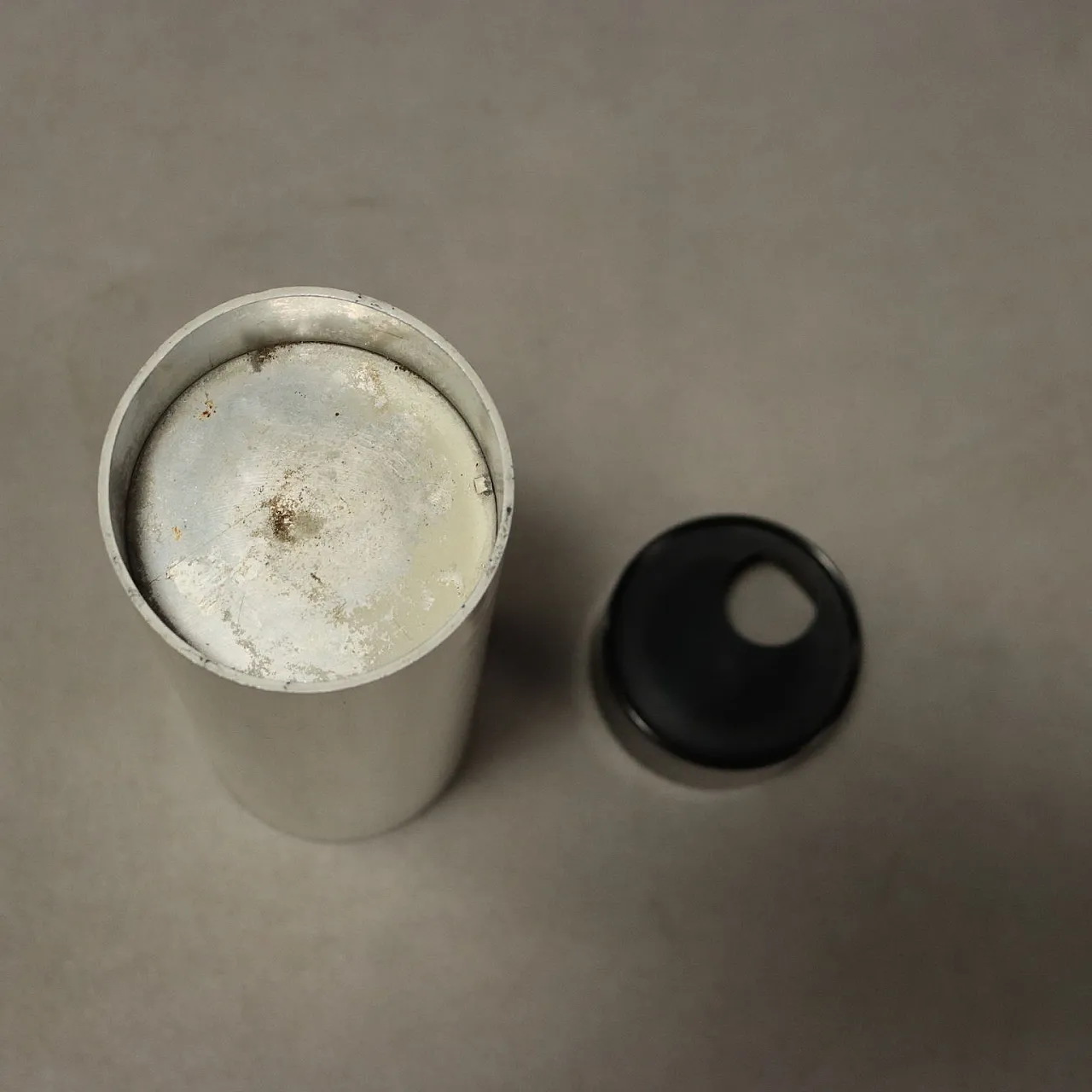 Joe Colombo's Model 4612 column ashtray, 1970s 4