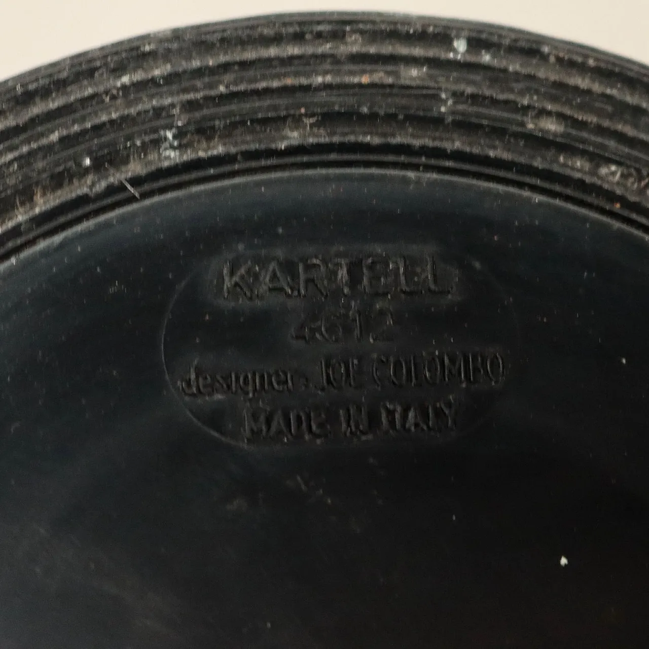 Joe Colombo's Model 4612 column ashtray, 1970s 5