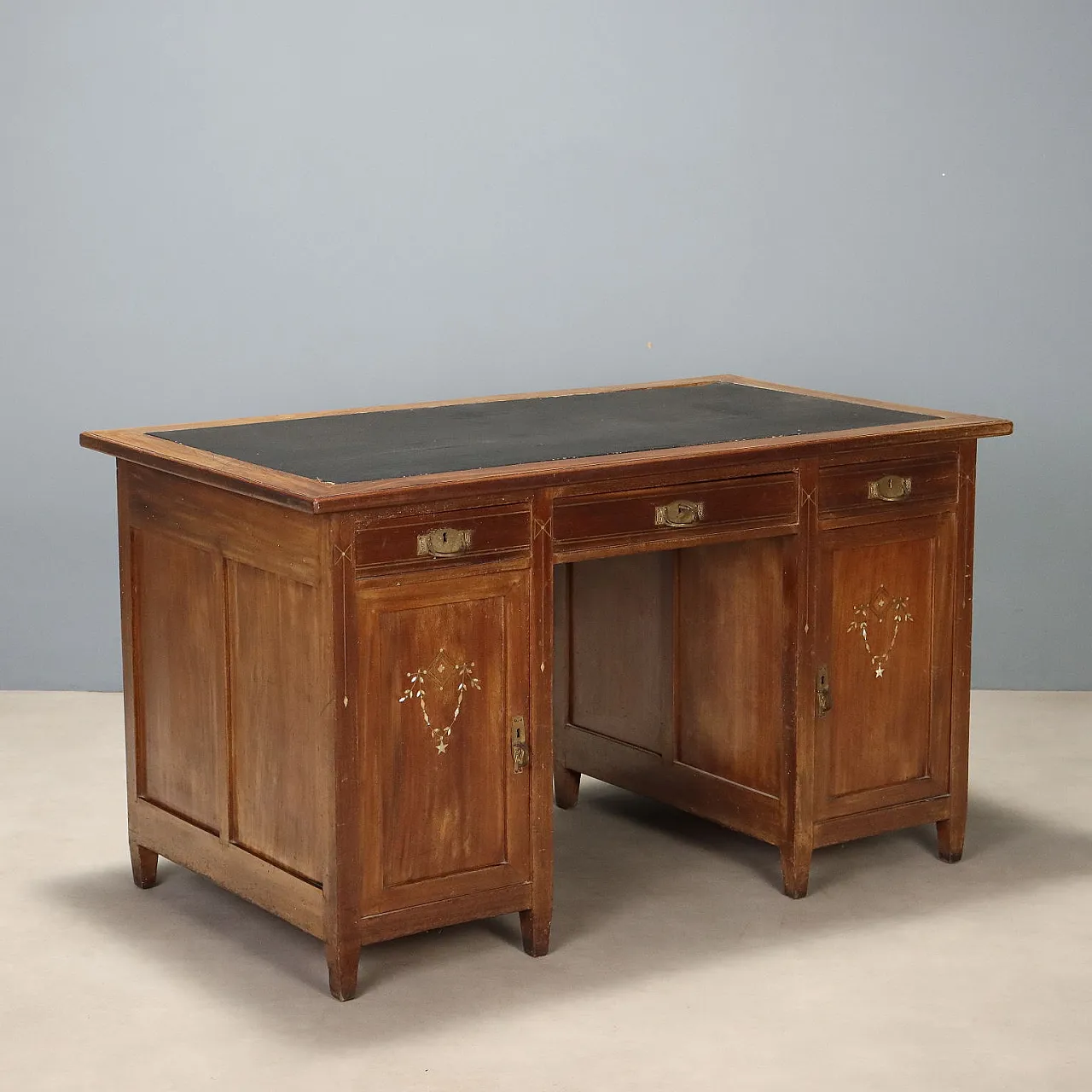 Liberty mahogany desk with leather and inlays, early 20th century 1
