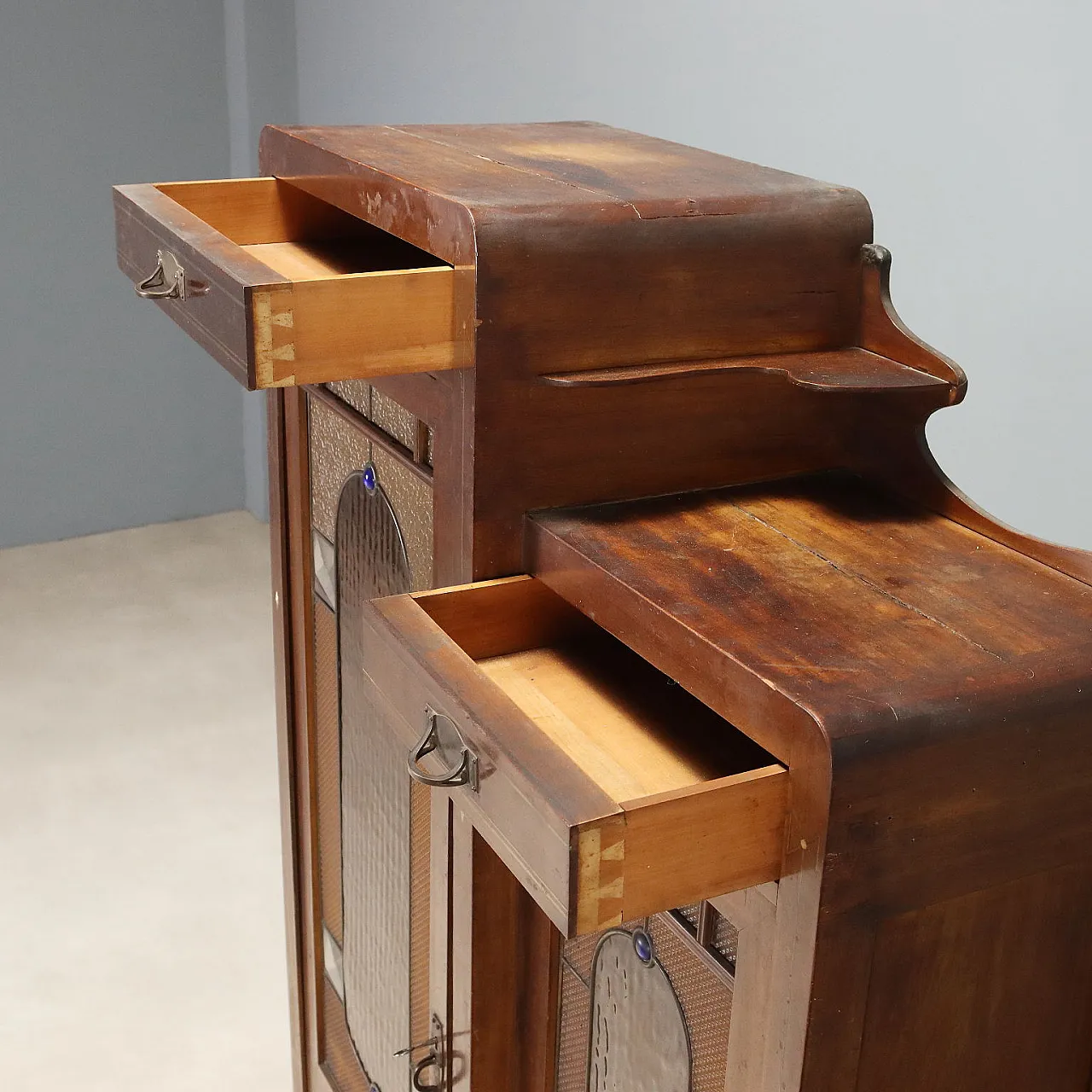 Mahogany office furniture with stained glass windows, 19th century 6