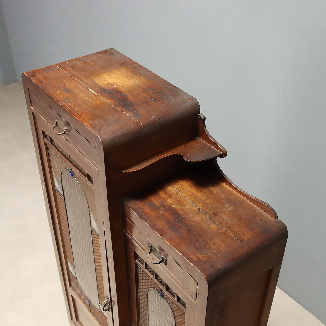Mahogany office furniture with stained glass windows, 19th century 10
