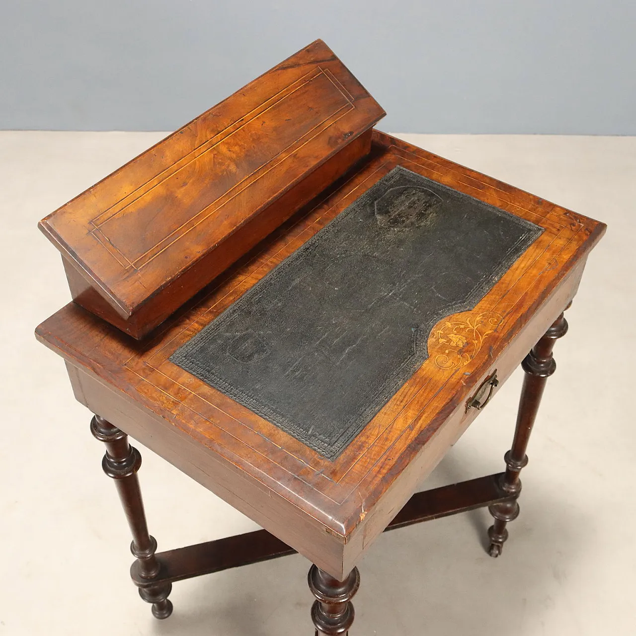 English Liberty mahogany writing desk, early 20th century 8