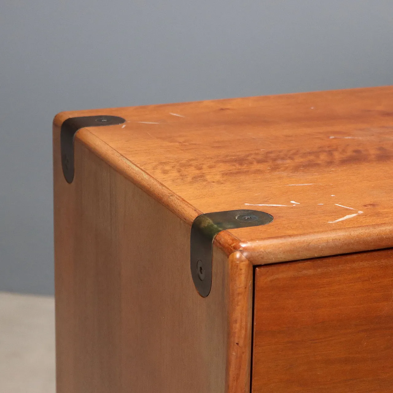 Bernini Manufacture chest of drawers, 20th century 5
