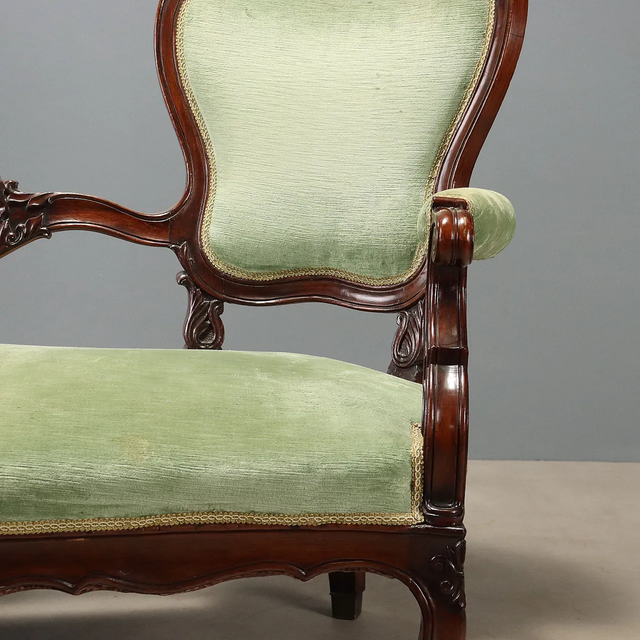 Louis Philippe sofa in walnut, 19th century 6