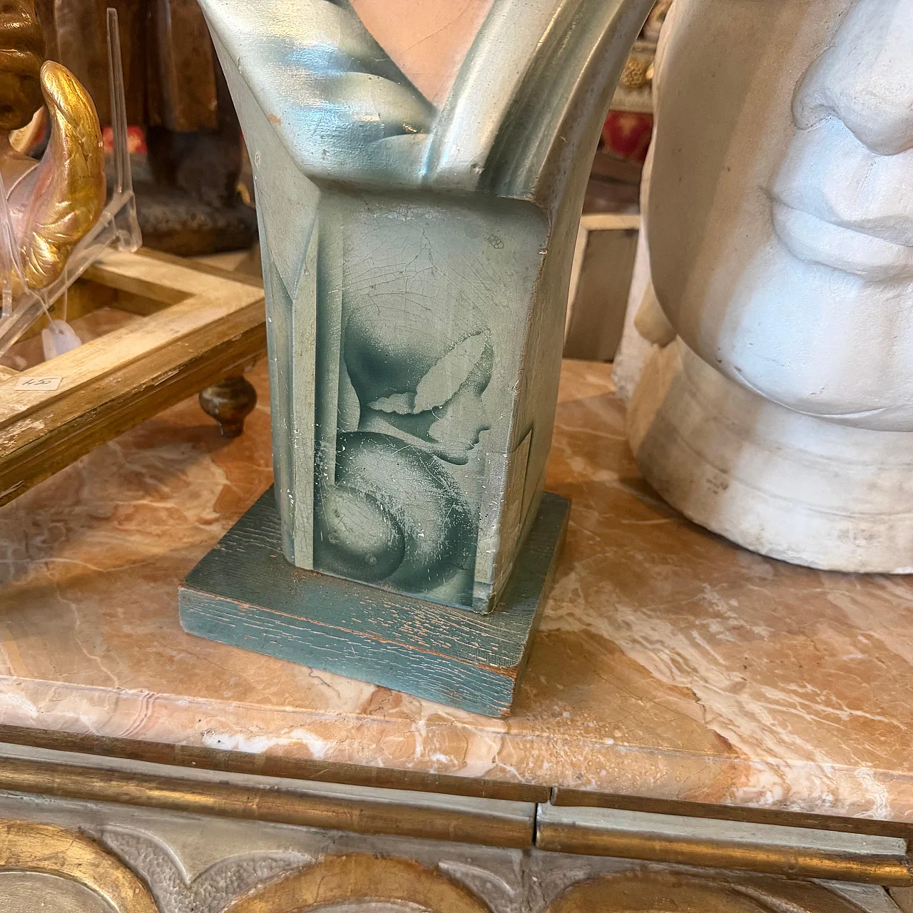 Busto di donna Art Nouveau con occhi in cartapesta e vetro, primo '900 2