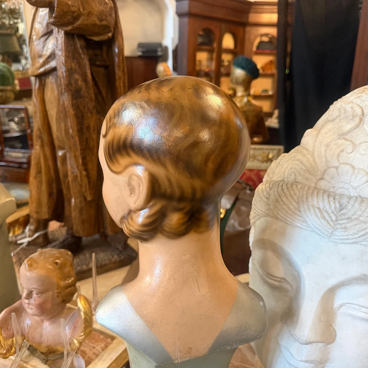 Busto di donna Art Nouveau con occhi in cartapesta e vetro, primo '900 10
