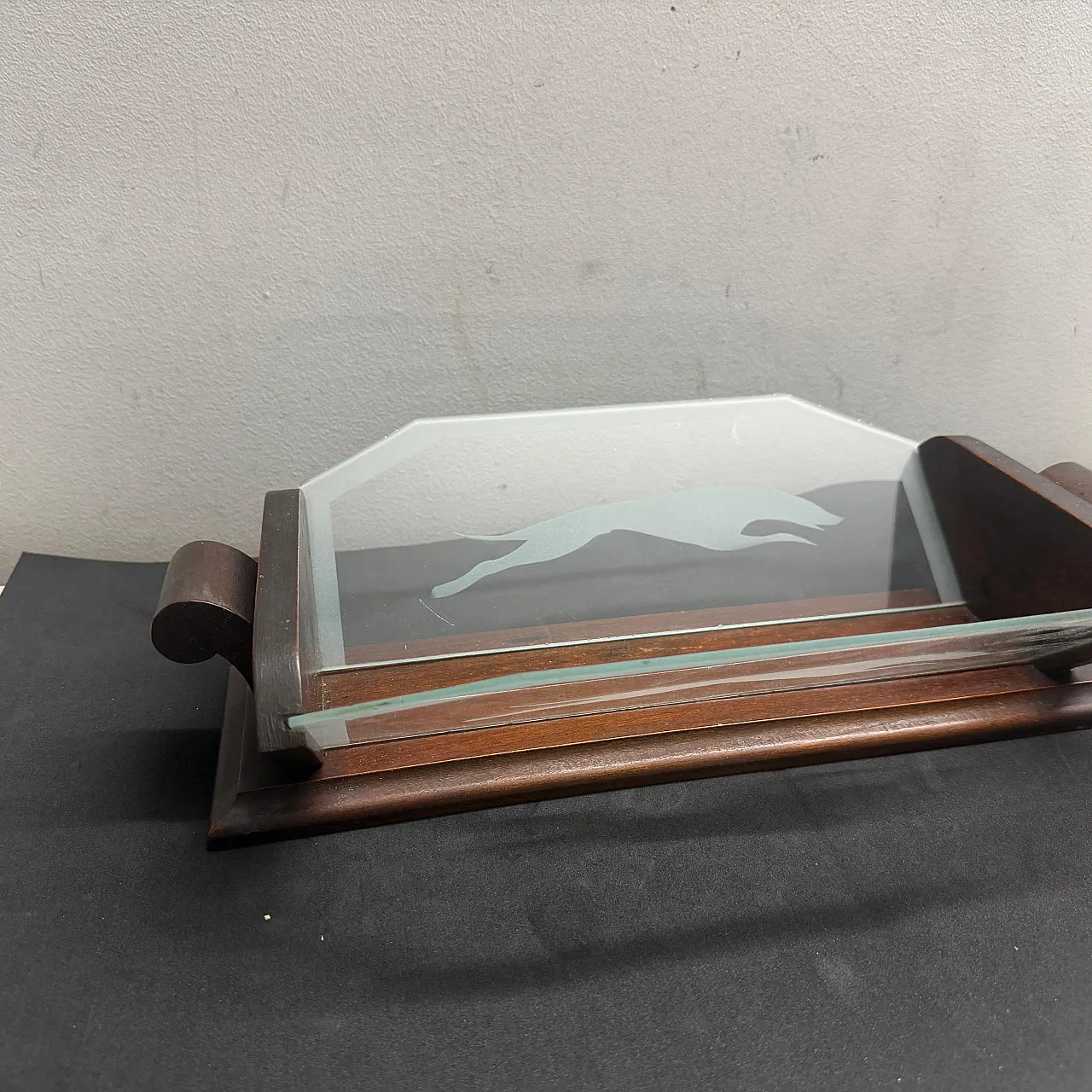 Art Deco wood and greyhounds etched glass centerpiece, 1930s 11